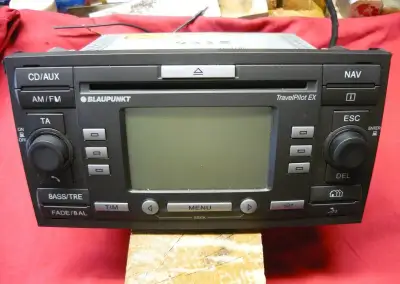 Autorádio do Ford Focus 2 generace Blaupunkt Pilot EX