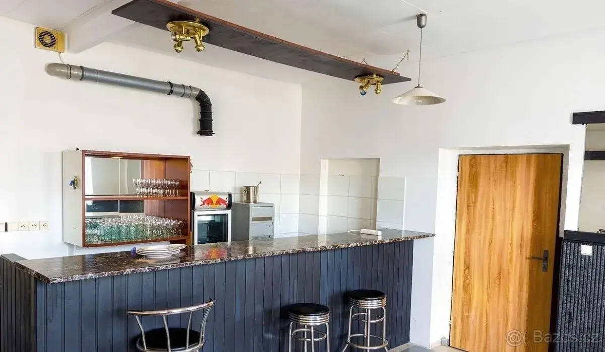 Pronájem obchod - bar České Budějovice, Novohradská
