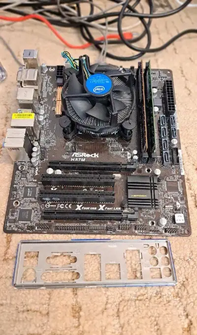 AsRock H67M / i5 4460 / 8GB DDR3
