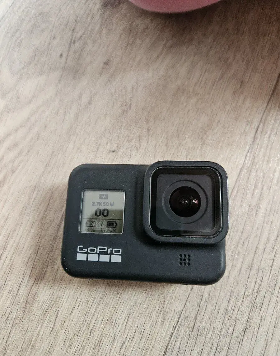 GoPro HERO 8 Black – jako nová, STAV + nová baterie