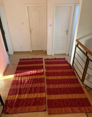 Zatemňovací závěsy na míru 2ks 247x200 cm s oky, červené / o