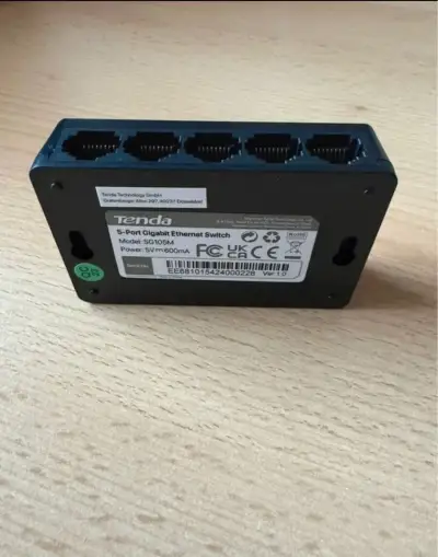 Ethernet switch Gigabit / Tenda