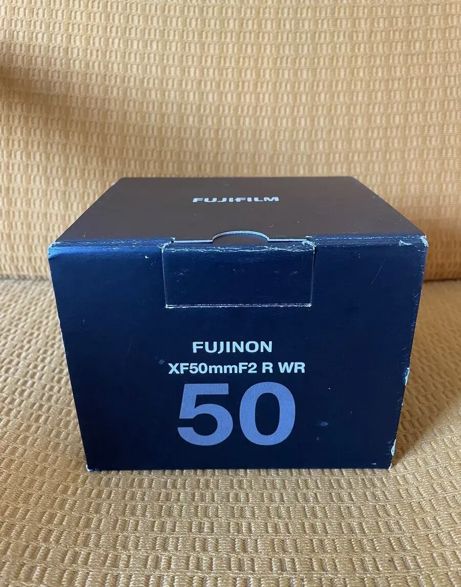 Fujifilm XF 50mm F2 R WR