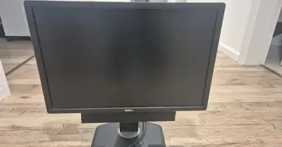 Monitor 24" Dell UltraSharp U2412M + soundbar Dell