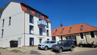 Pronájem 1kk (35m2) + 4kk (77m2) - TŘEBENICE u Lovosic