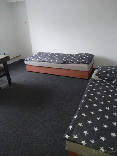 Pronajmu pokoj v rodinném domě
