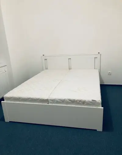 postel IKEA SONGESAND 160×200 cm včetně roštu, matrací a
