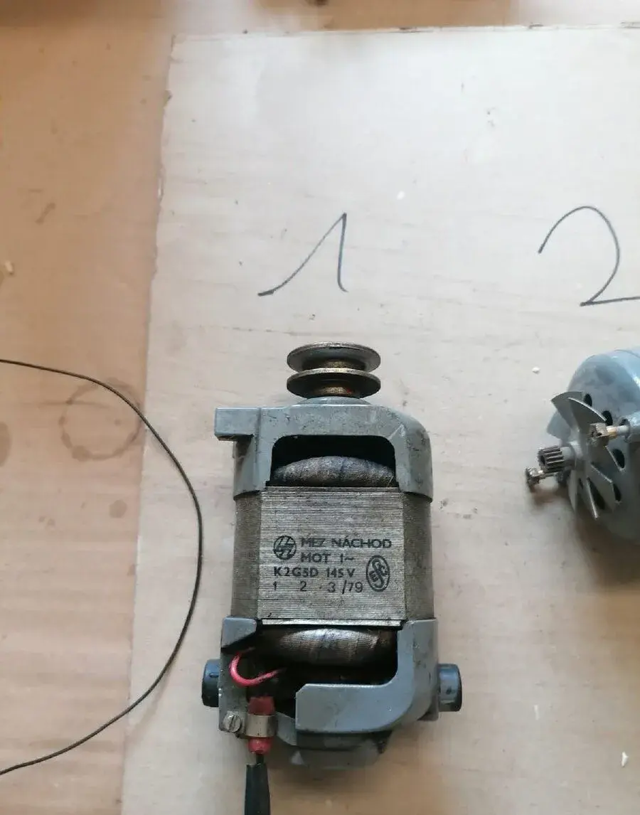 Motor servopohonu Mez Náchod