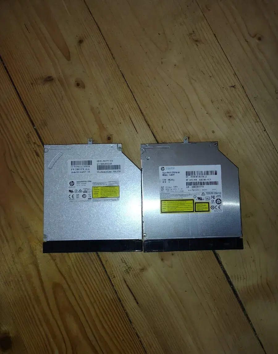CD I DVD mechanika
