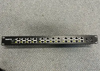 Patch panel PoE ZQ-POE-12-GUA + zdroj