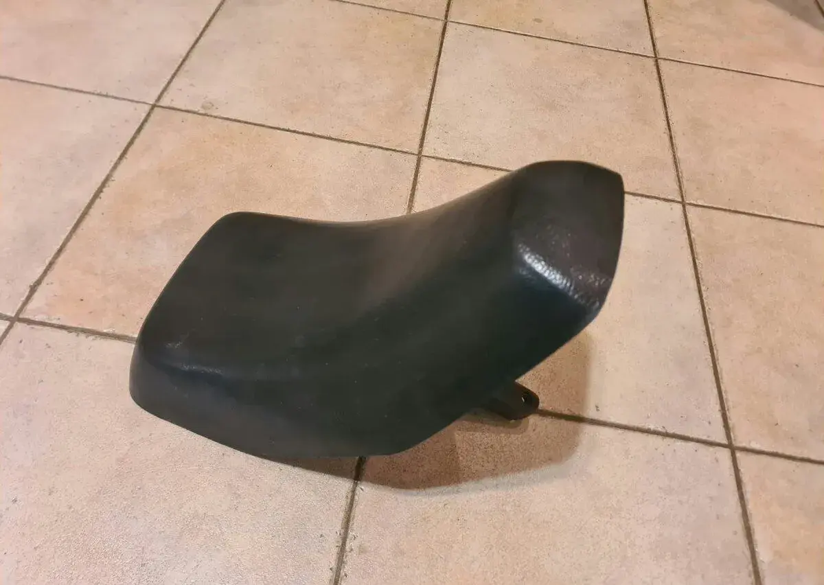 Sedlo Manet Korádo