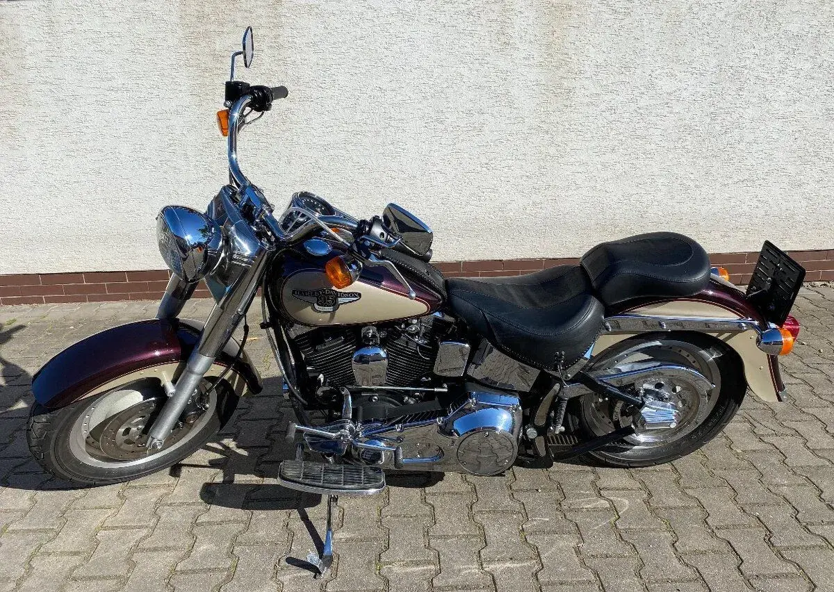 Harley-Davidson FAT BOY výroční vymena night train