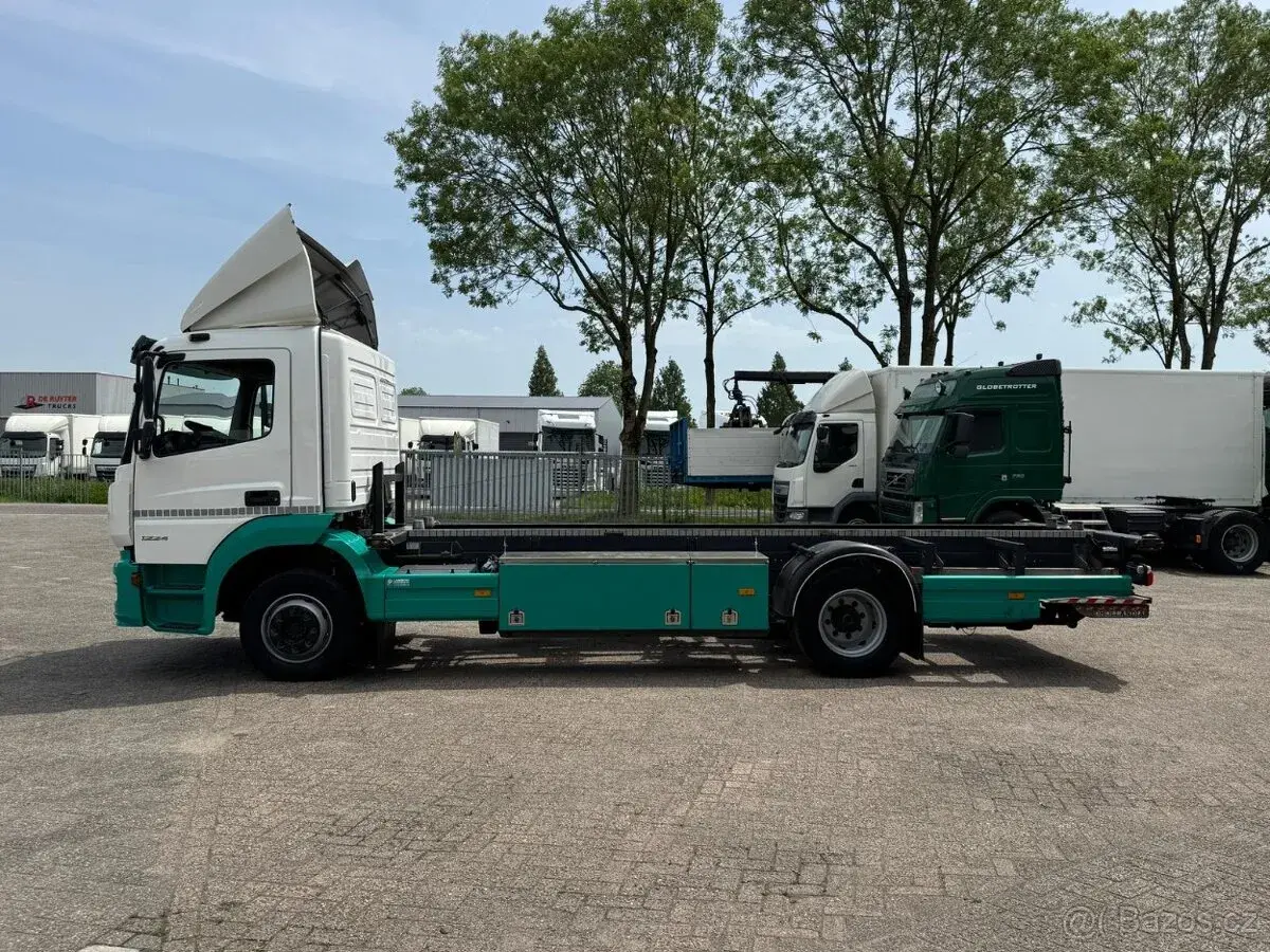 Mercedes-Benz Atego