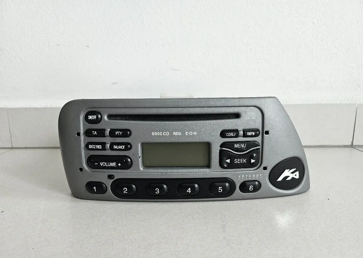 FORD KA 6000 CD RDS EON - 5S5T-18C815-CB - CD RADIO 2 CHANNE
