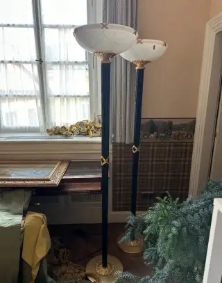 Vysoké stojací lampy Versace asi alabastr celkem 2 ks (NN18)