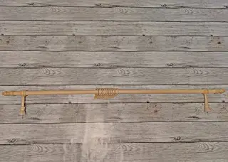 Dřevěná garnýž 140cm