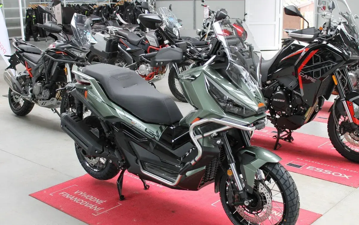 Zontes 368 Gizmo - adventure scooter