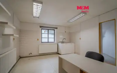 Pronájem obchod a služby, 21 m², Ostrava, ul. Radniční
