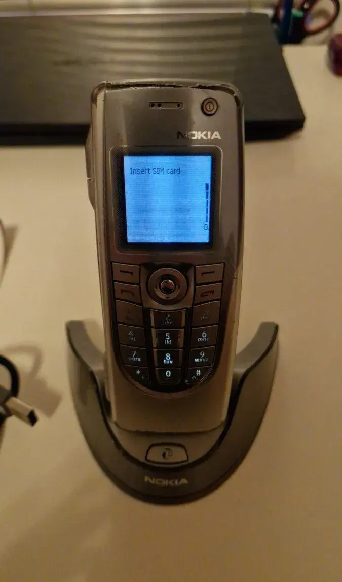 Nokia 9300,6310i,6131,3100,Motorola