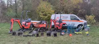 Půjčovna - pronájem strojů - práce minibagrem s obsluhou