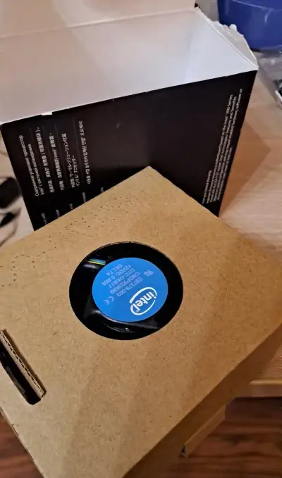 Intel Core i5-9400F - kompletní BOX balení s chladičem (LGA