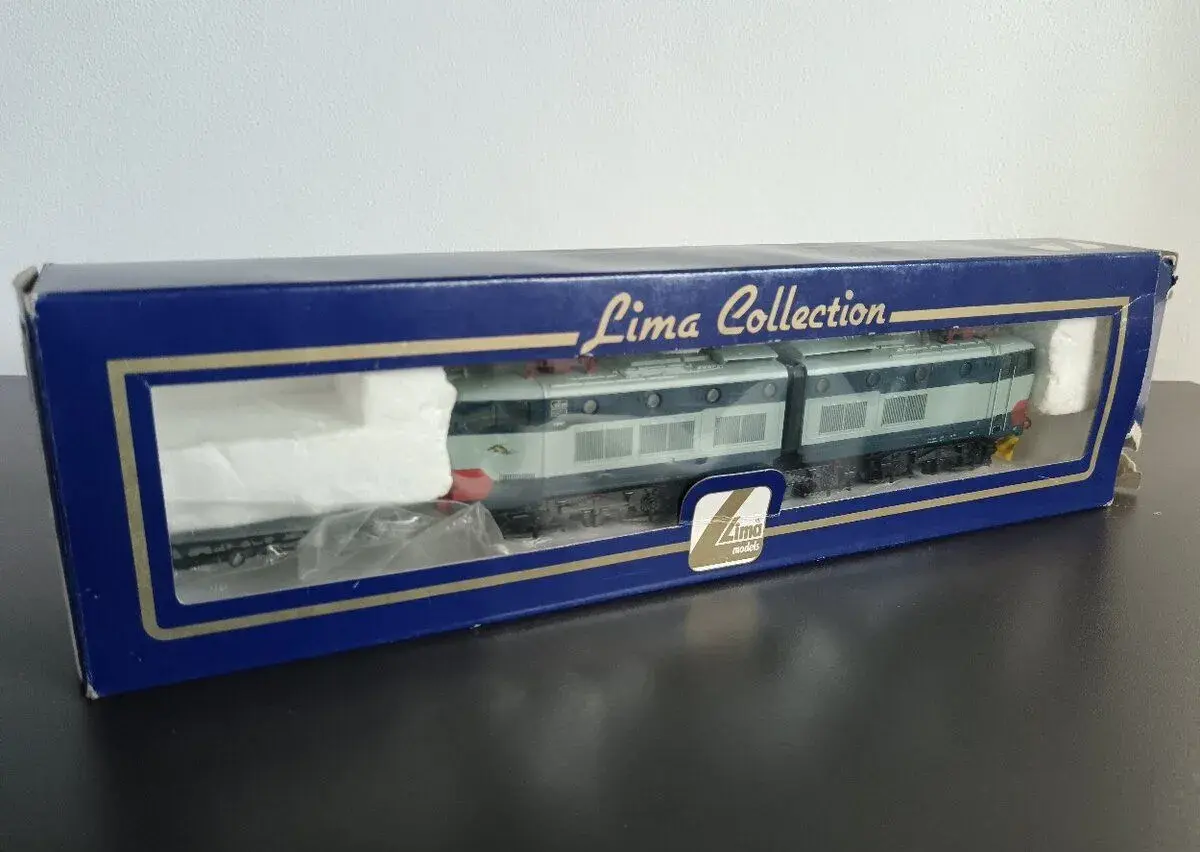 Elektrická lokomotiva E 656 Caimano - Mašinka H0 -