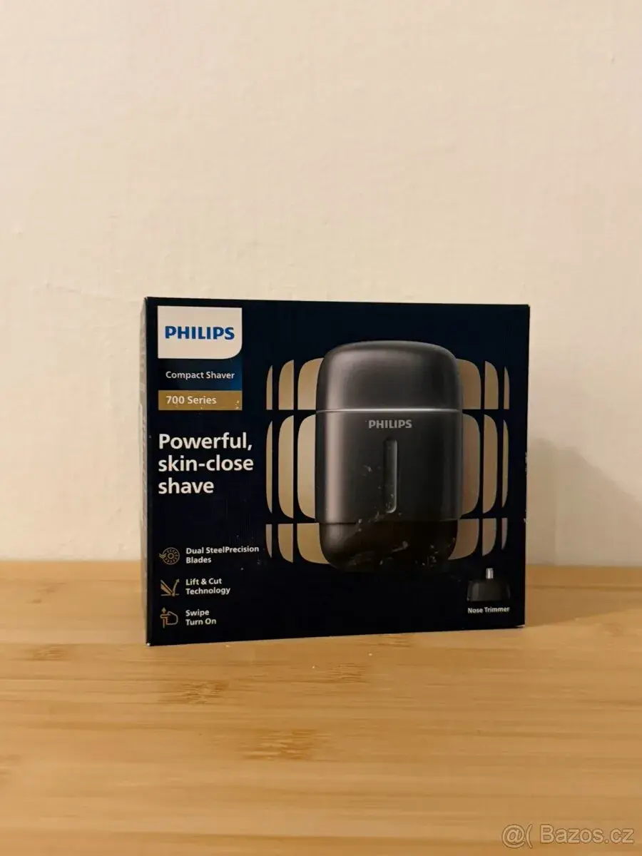 Holící strojek Philips Series 700