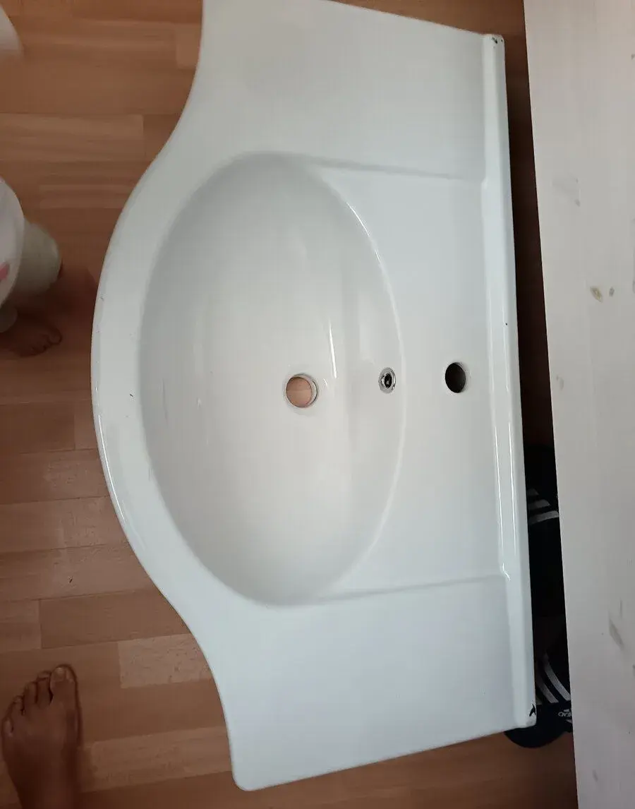 Koupelnové umyvadlo