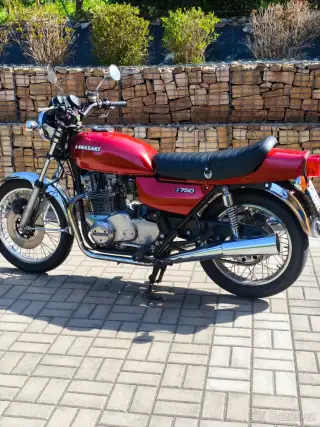 Kawasaki kz 750 twin