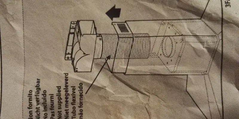 Spojka potrubí pro komínový digestor