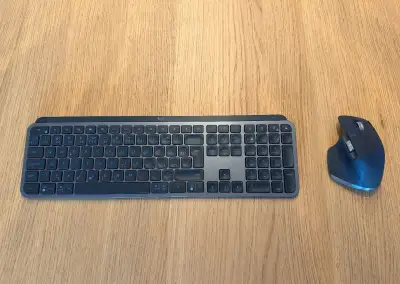 Klávesnice a myš - Logitech MX Master 3S + MX Keys CZ