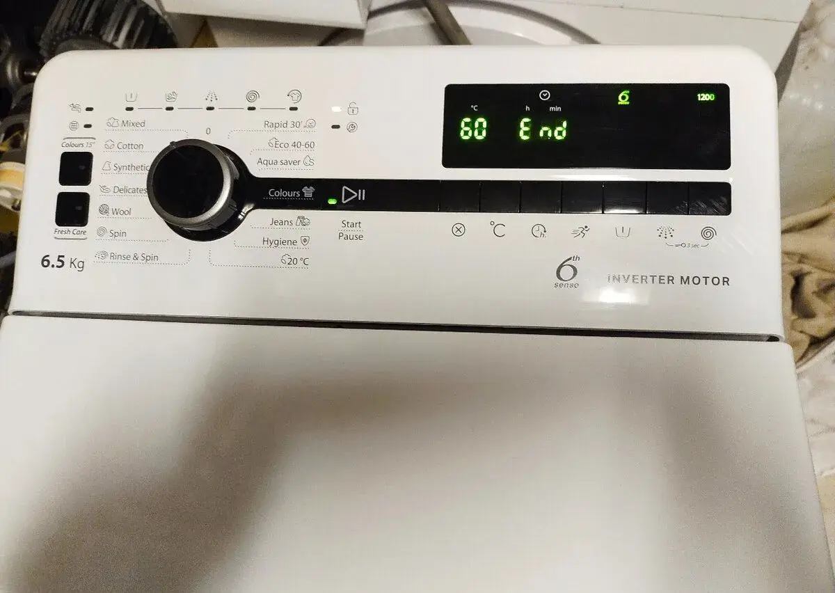 Plně funkční pračku zn.WHIRLPOOL na 6,5kg--DOVEZU--
