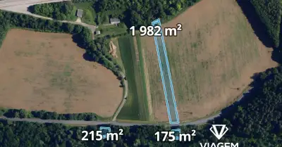 Pole 2 372 m²