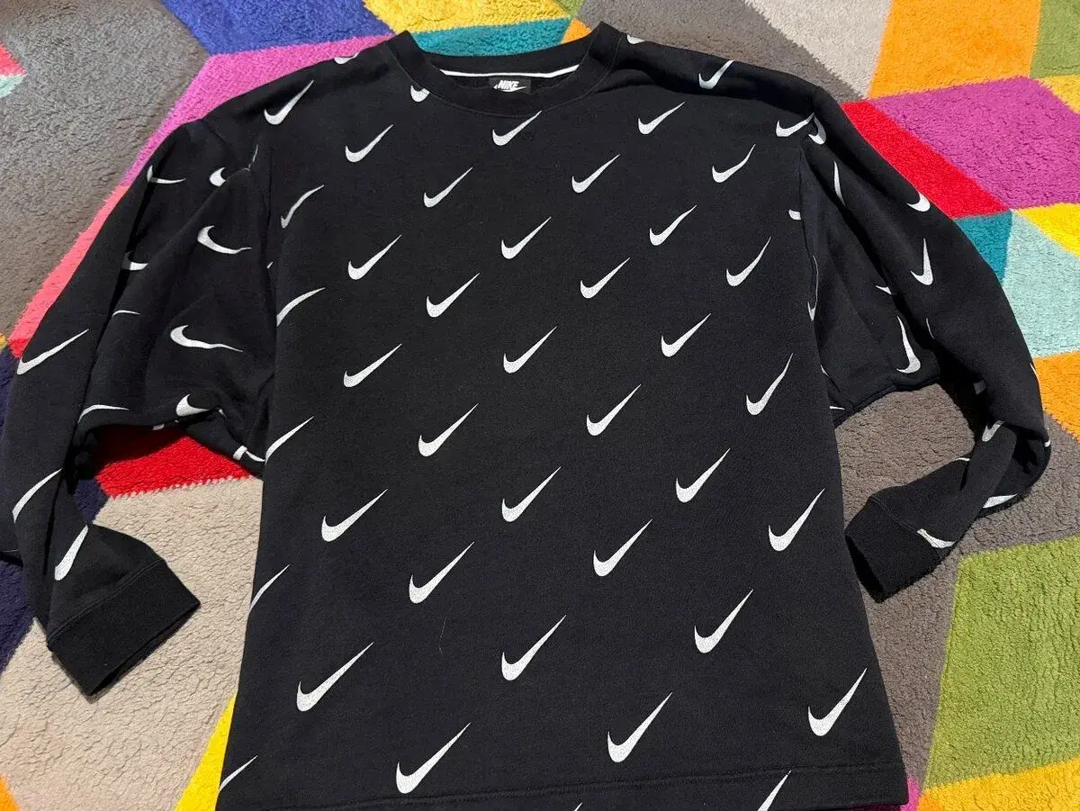 NIKE- STYLOVÁ KRÁSNÁ MIKINA-BLACK-LOGO XL(XL-XXL)