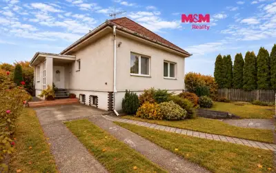 Prodej rodinného domu 5+1, pozemek 1584 m2, Převýšov