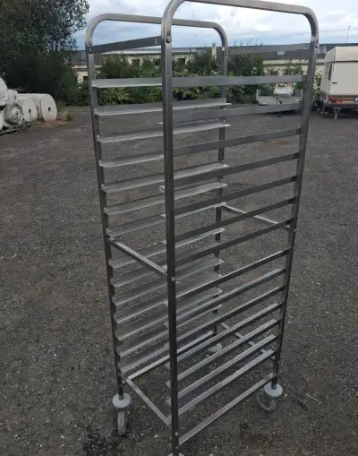 Nerez regál 45x65x189 , plechy a tácy ( pekařský )