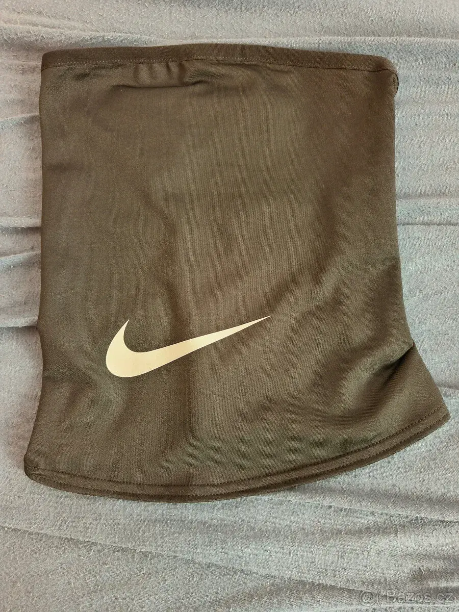 Nákrčník Nike DRI-FIT