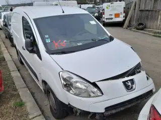 Peugeot Partner – 2012, 250 000 km