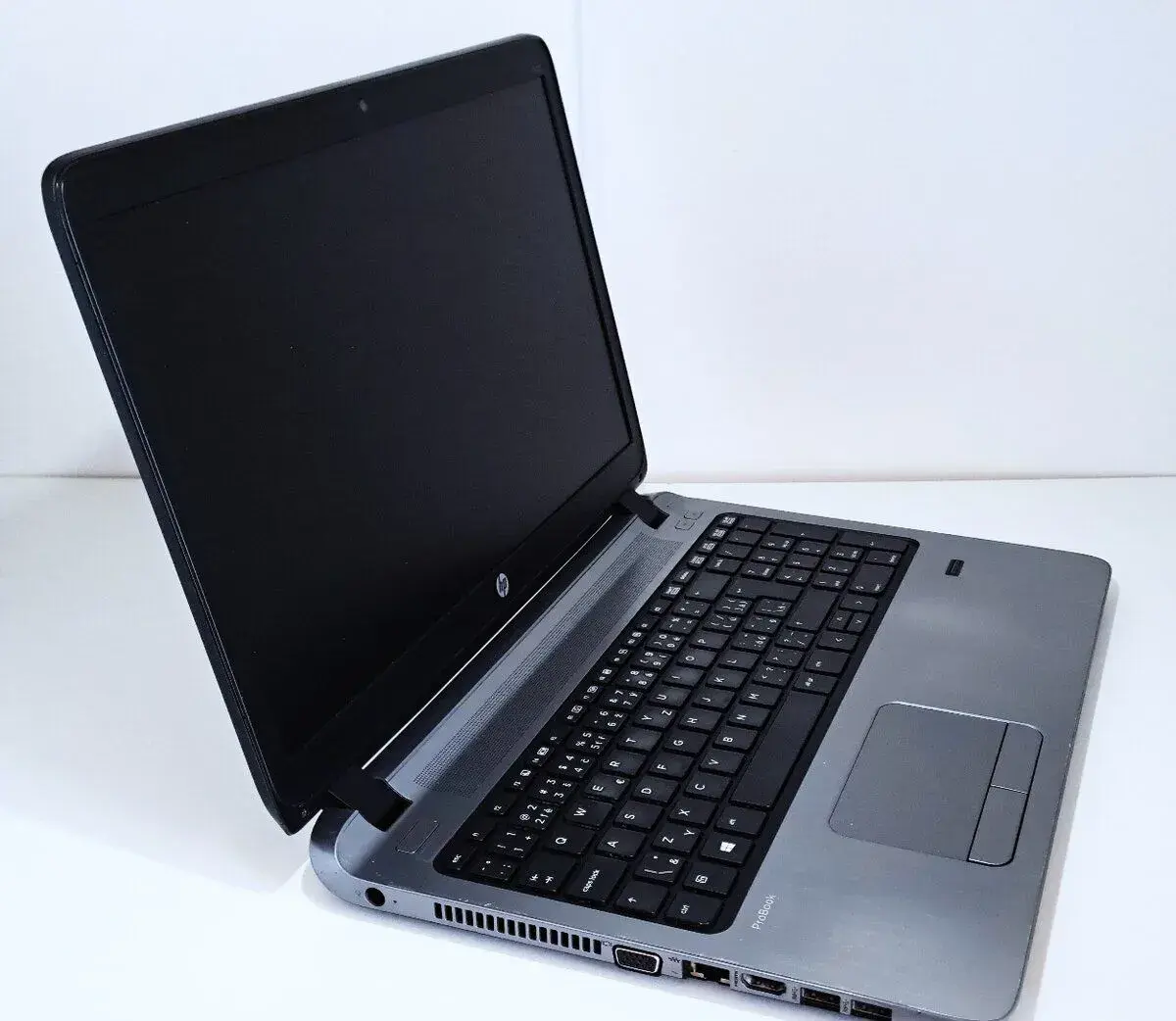 HP ProBook 455 G2 AMD-A8 8gbRAM SSD256gb 15,6"HD
