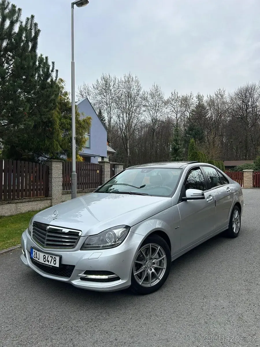 Mercedes-Benz C220CDI,CZ,TOP – 2012, 41 000 km