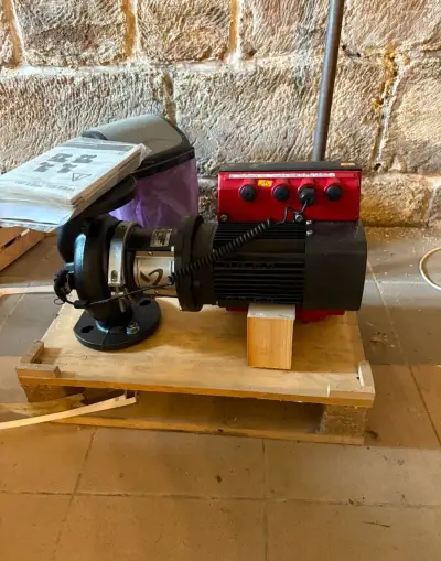 průmyslové odstředivé čerpadlo Grundfos s elektronicky řízen