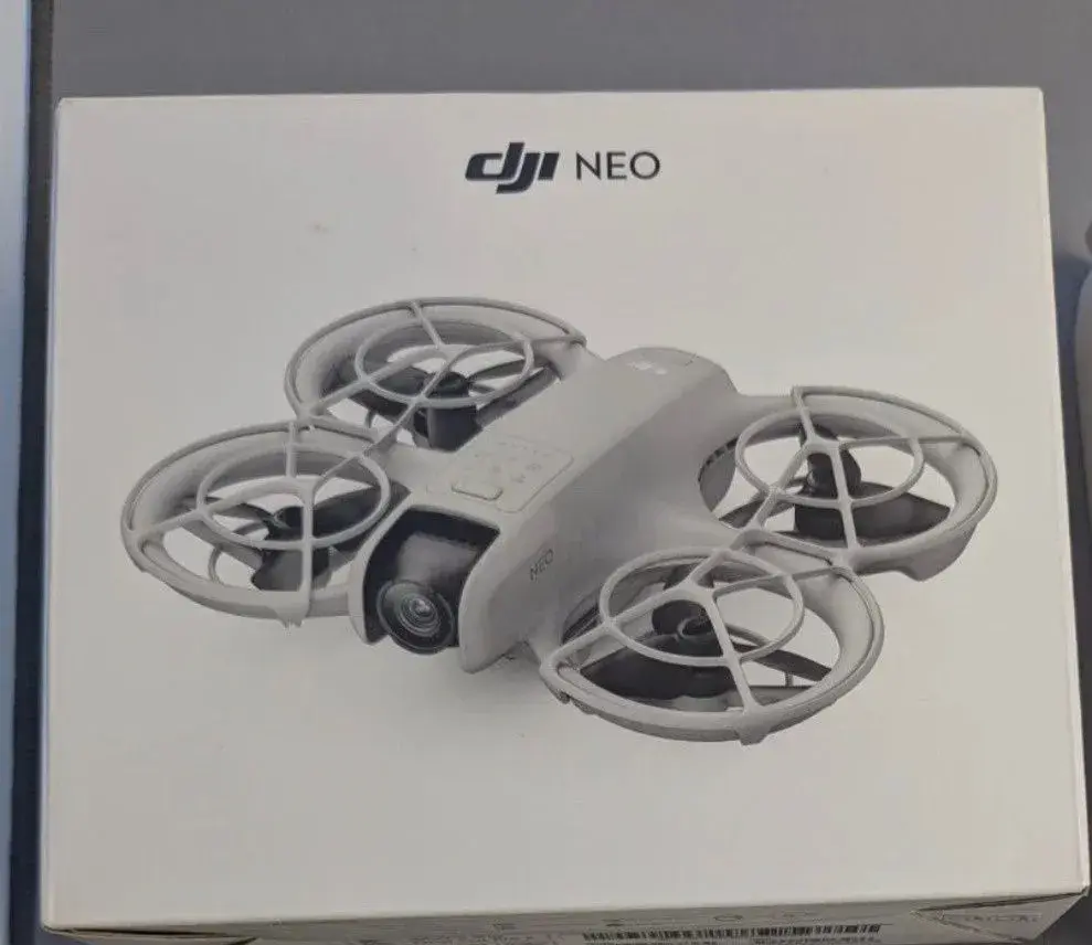 DJI Neo jako nový – 1 cyklus baterie, záruka DJI do 08/2027