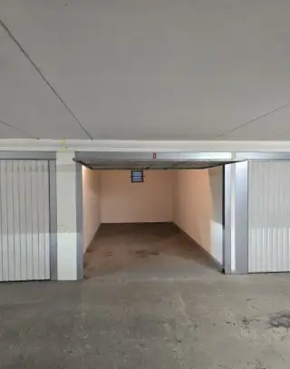 Pronajmu garáž /sklad