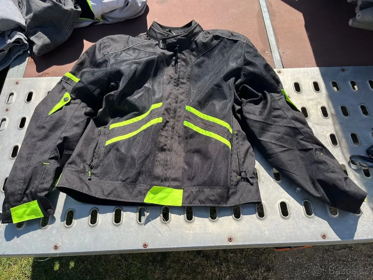Moto bunda Bolder