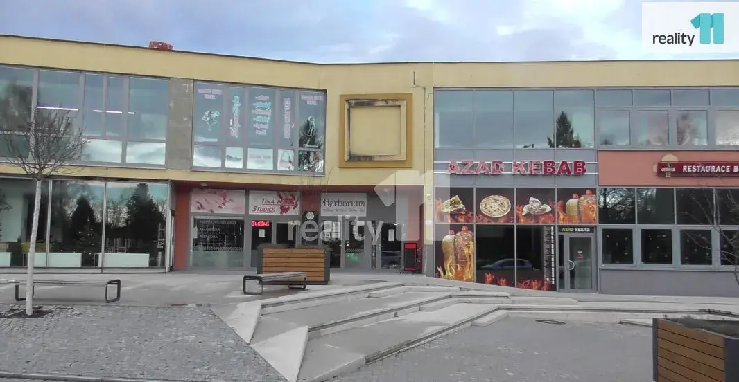 pronájem obchodu 700 m2