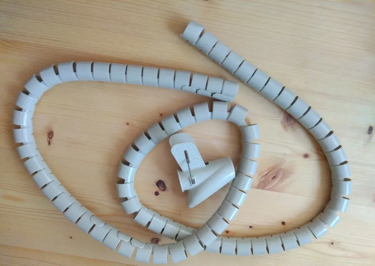 Organizér kabelů, šedý, délka 150 cm