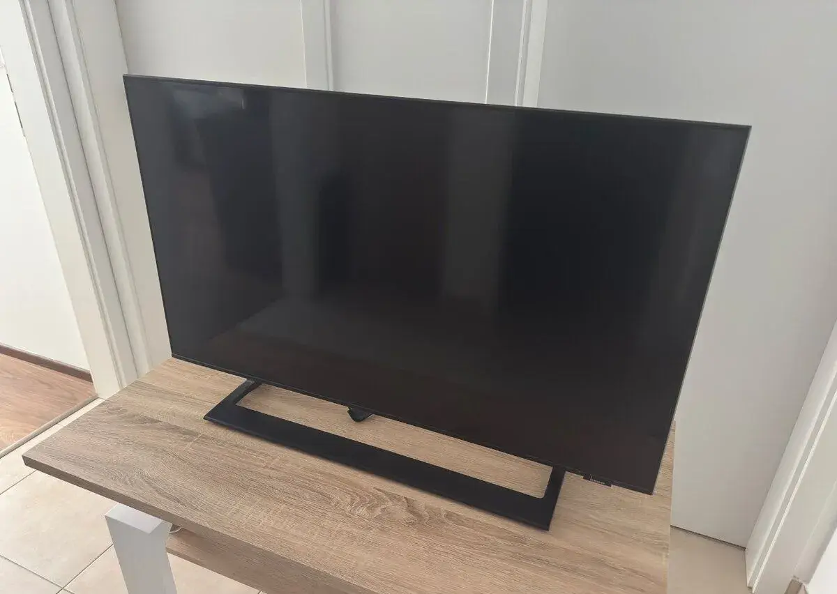 43" Samsung