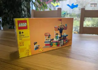 LEGO 40714 Jízda na kolotoči