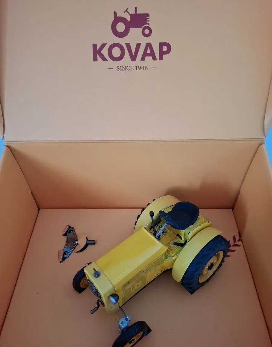 Traktor Kovap 75 - žlutý