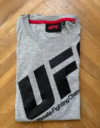 Pánské tričko UFC Celio – vel. M